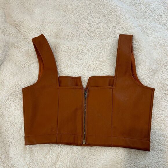 Anthropologie Maeve Womens Faux Leather Notch Tank Cropped Top, Size 6 - Picture 2 of 5